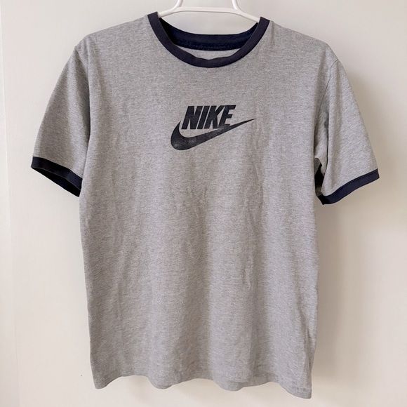 Nike Gray and Navy Blue Center Swoosh Short Sleeve Ringer Tee Size Large 14/16 - Picture 2 of 9